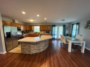 large 3 br 2 bth Venice